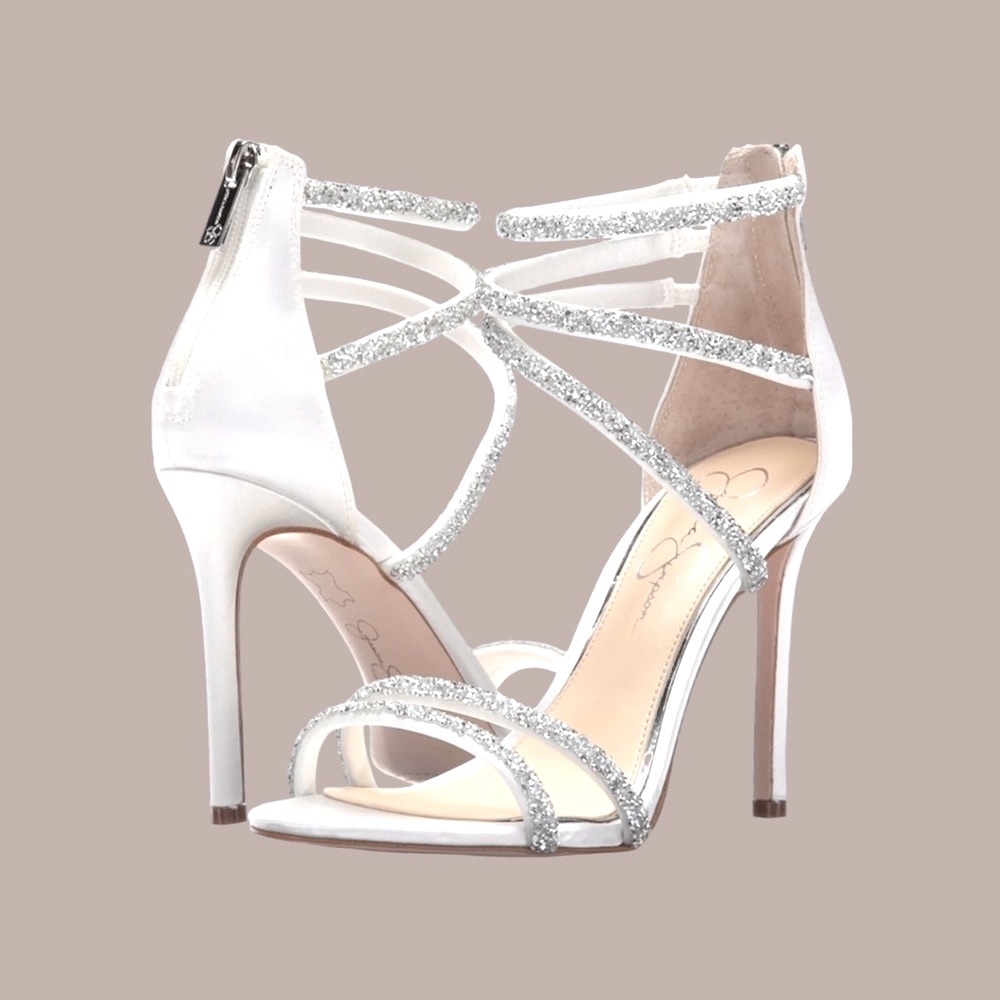New Jessica Simpson White Rhinestone Trim Strappy Open Toe Women’s Shoes Size 6
